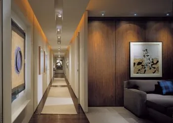 интересные варианты дизайна холла с лестницей в частном доме — освещаем подробно. дизайн холла в частном доме с лестницей. 5