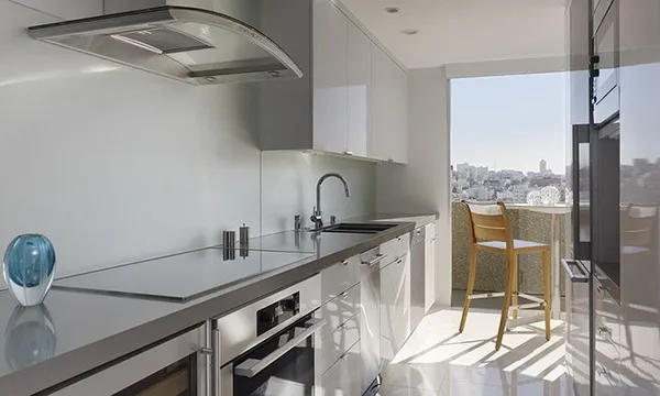 балкон, совмещенный с кухней — 100 фото идей дизайна. дизайн кухни с балконом. 37