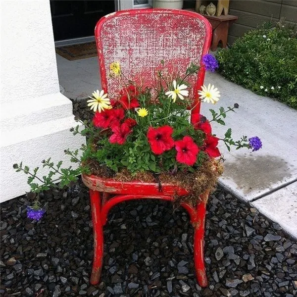 вазон для цветов из стула