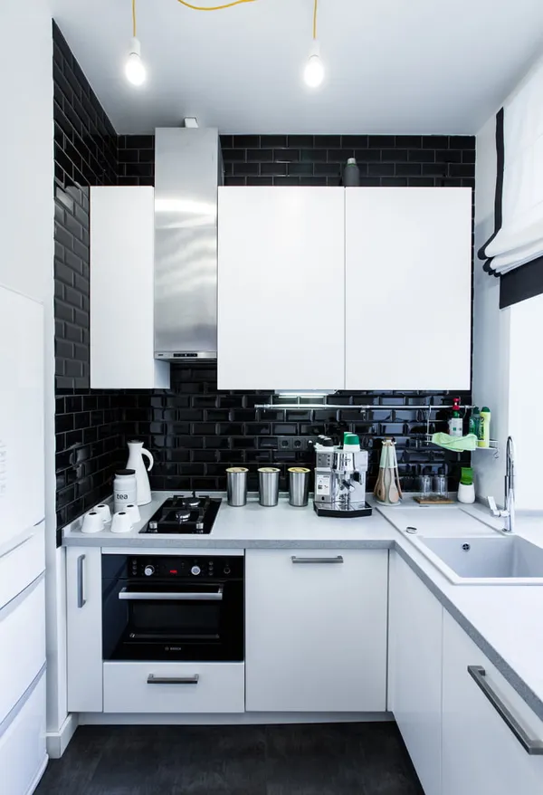 10 маленьких кухонь, в которых задействовано все полезное пространство 