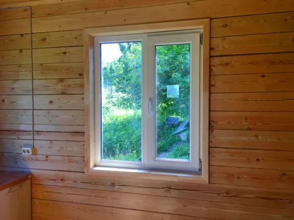 6 советов по выбору и установке окон в деревянный дом. установка окон в деревянном доме. 26