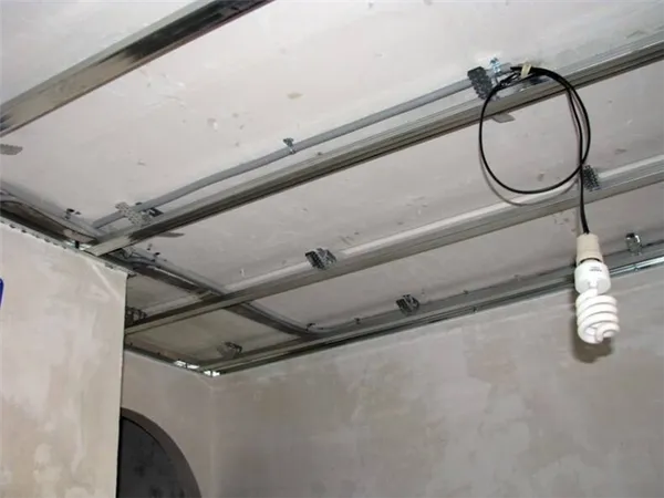 как крепить пластиковые панели к потолку – инструкция по монтажу. как крепить пластиковые панели к потолку. 16