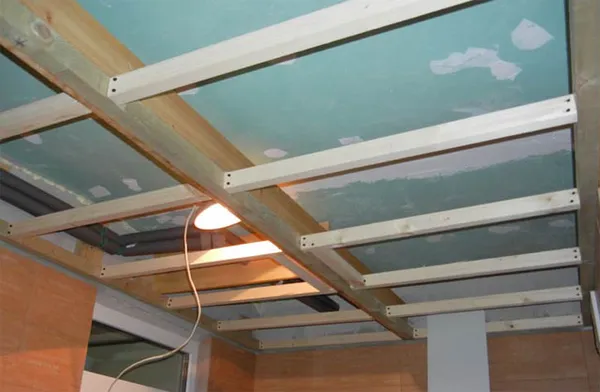 как крепить пластиковые панели к потолку – инструкция по монтажу. как крепить пластиковые панели к потолку. 19