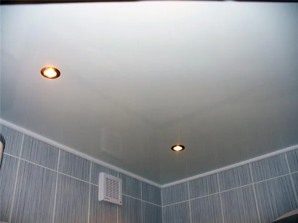 как обшить потолок пластиковыми панелями в ванной. потолок в ванной из пластиковых панелей. 11