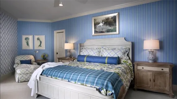 обои синего цвета в интерьере: варианты сочетания, новинки дизайна, выбор штор, а также реальные фото. синие обои в комнате. 39