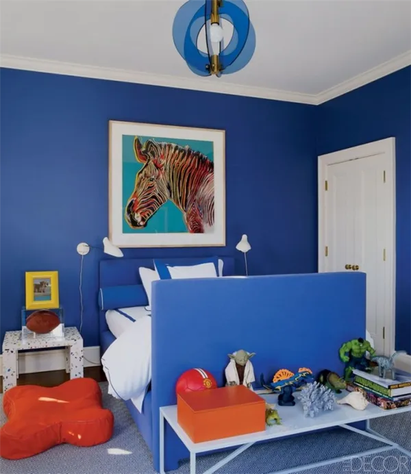 обои синего цвета в интерьере: варианты сочетания, новинки дизайна, выбор штор, а также реальные фото. синие обои в комнате. 44