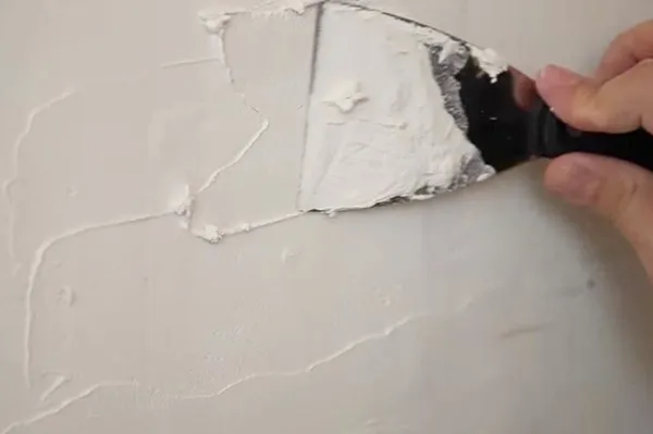 как заделать дырку в гипсокартоне на стене: 5 самых простых и надежных способов. как заделать дырку в гипсокартоне на стене. 4