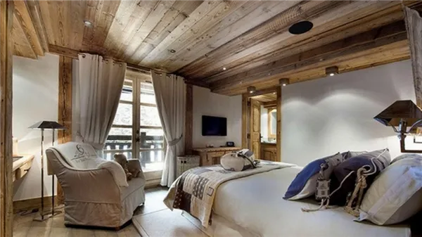интерьер спальни в стиле шале фото пример 