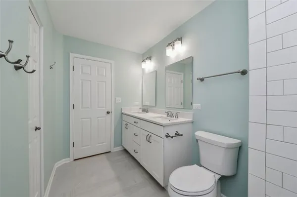 краска для ванной комнаты: как выбрать оптимальный вариант. какой краской красить ванную комнату. 34