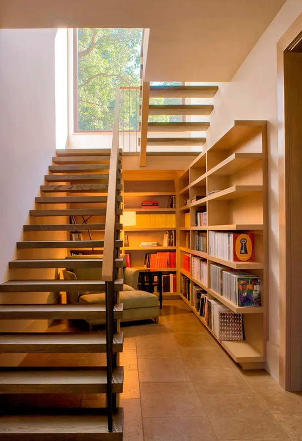 как можно обустроить пространство под лестницей: способы. пространство под лестницей идеи. 54
