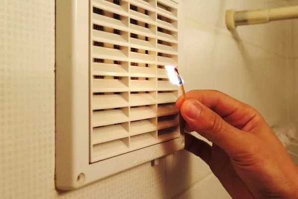 вентиляцию можно проверить с помощью горящей спички