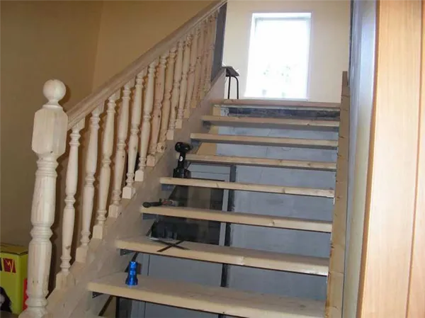 какими могут быть лестницы на второй этаж в деревянном доме: варианты конструкций и дизайна. лестница в деревянном доме на второй этаж. 34