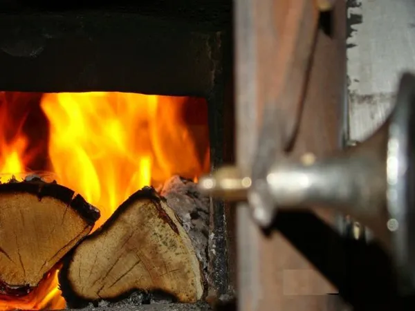 дрова для бани должны обладать повышенной теплоотдачей