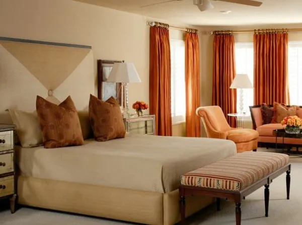 оранжевые шторы в дизайне спальни