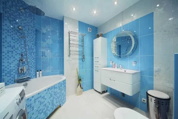 яркий декор комнаты в голубом цвете