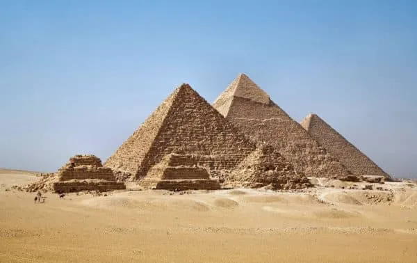 древнеегипетские пирамиды
