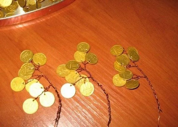 соединить монеты в ветки