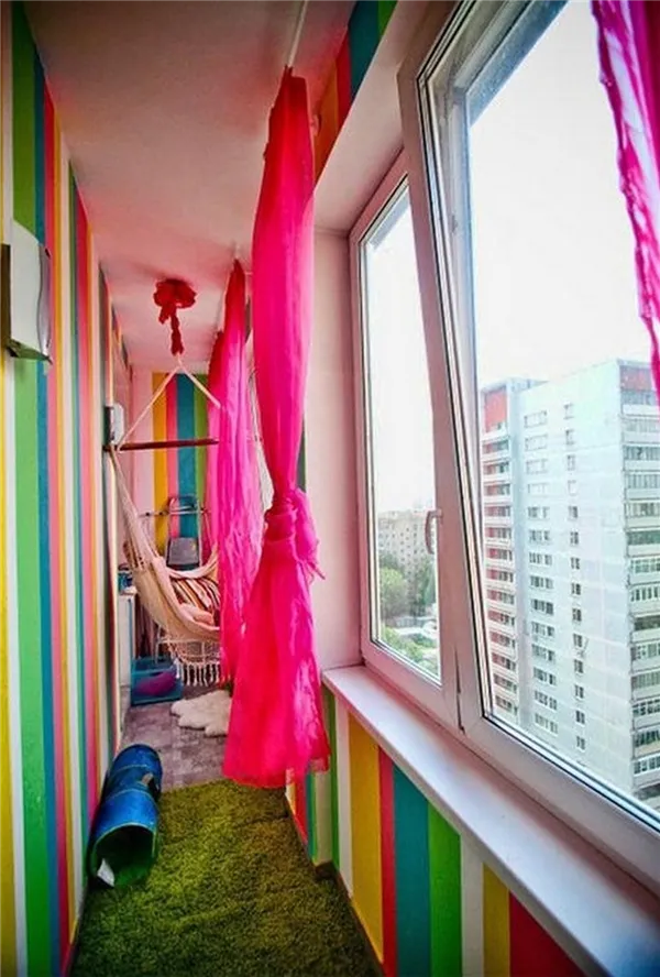 дизайн детской комнаты с балконом 